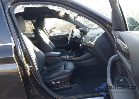 2018 BMW X3 xDrive30I z USA, uszkodzony, nr VIN 5UXTR9C50JLD69067